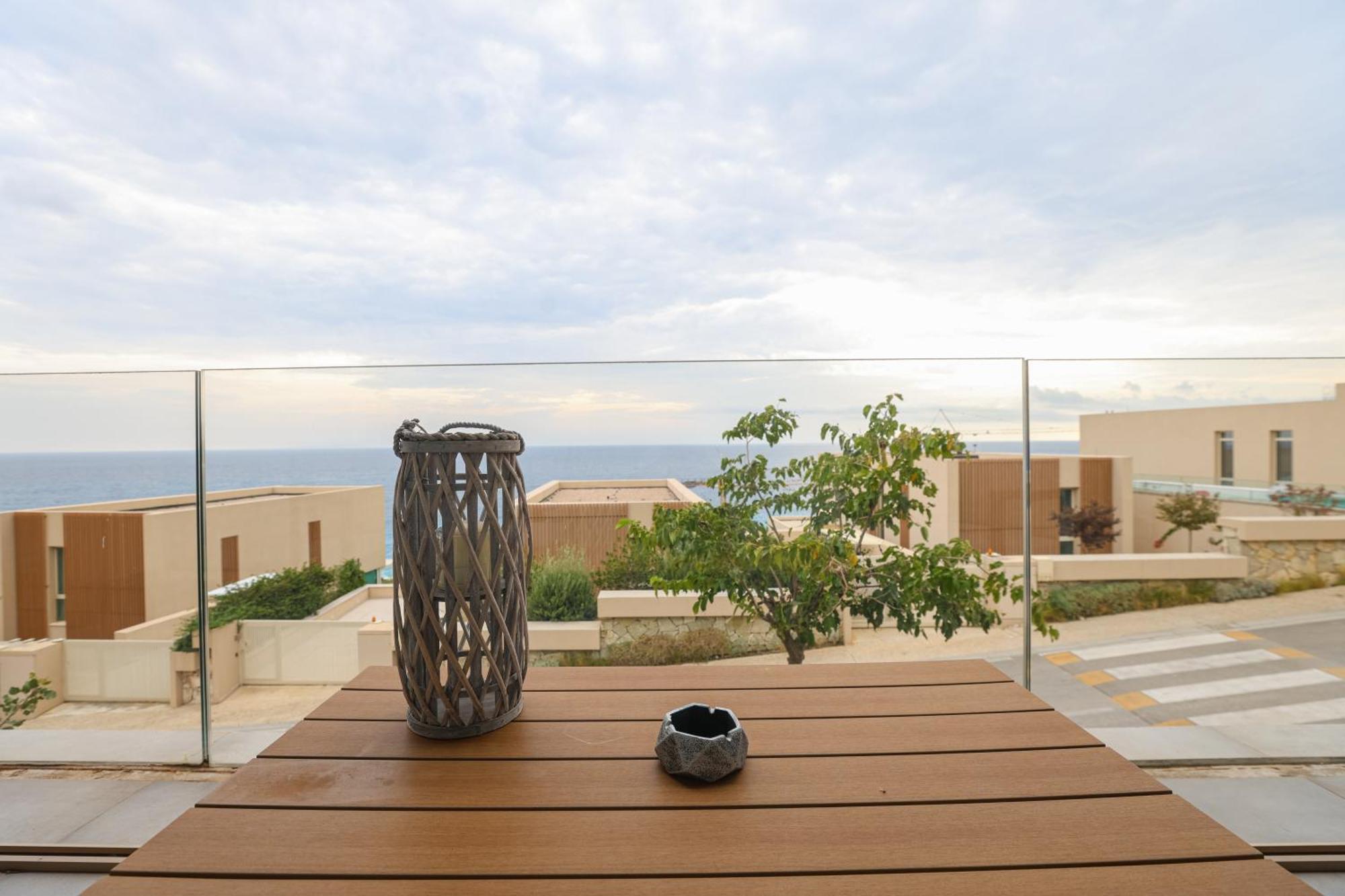Green Coast Resort & Residences 94 Paljasa Exterior photo