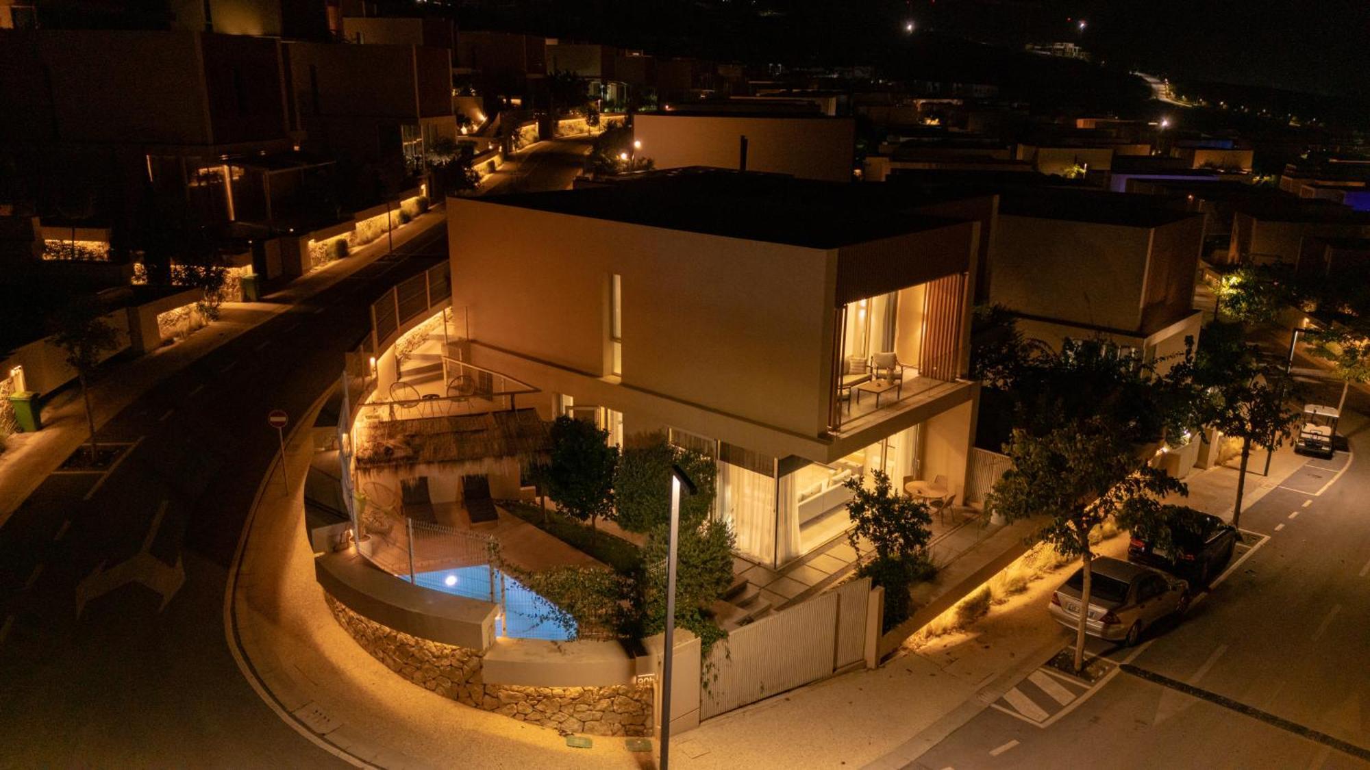 Green Coast Resort & Residences 94 Paljasa Exterior photo